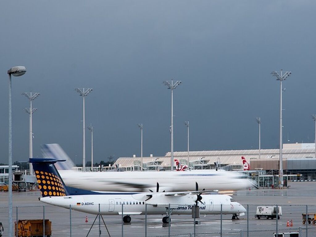 Airport1